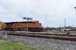 UP Harlingen Local with BNSF 6221